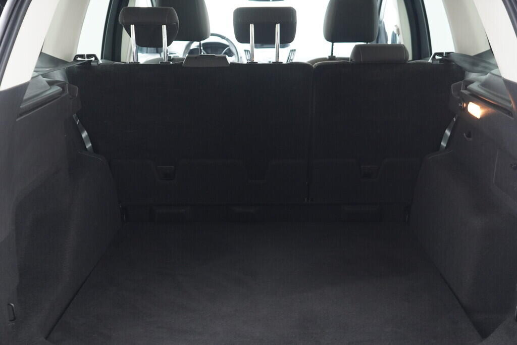 OV190V08518_34.webp_KUGA  1.6  110 kW manuál