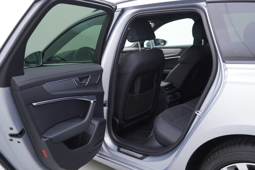 OV190V08521_39.webp_A6 AVANT S-Line 3.0 TDI 210 kW automat, DPH
