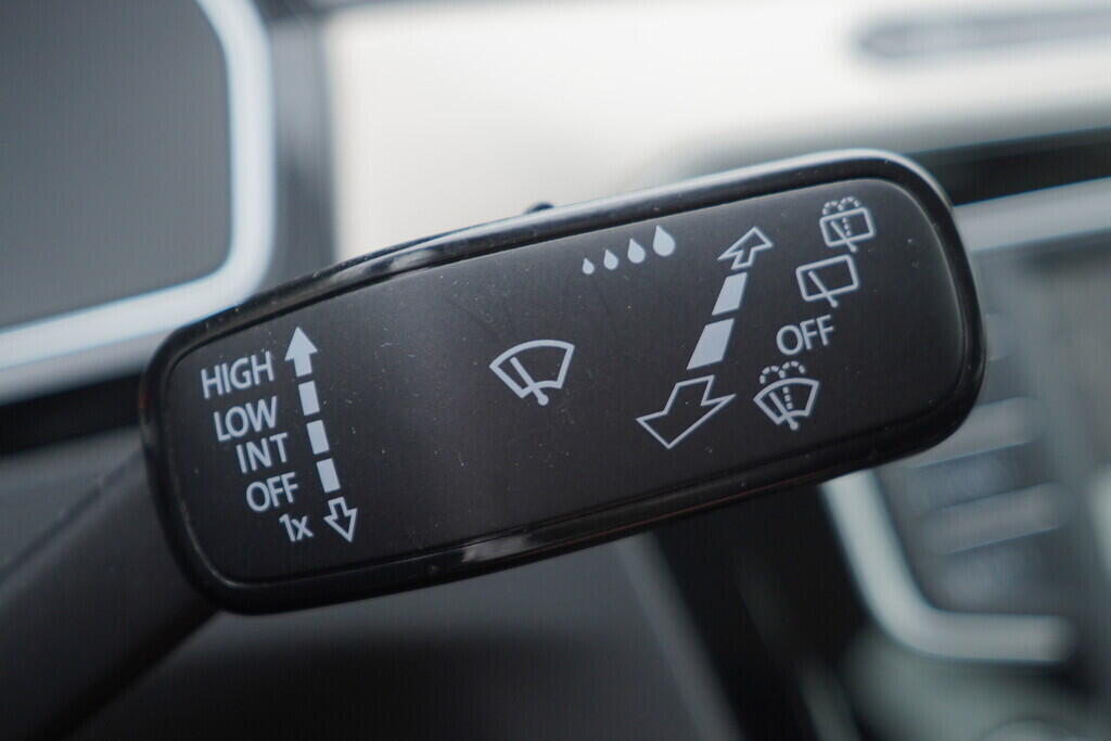 OV190V08522_26.webp_PASSAT VARIANT HIGHLINE 2.0 TDI 110 kW automat