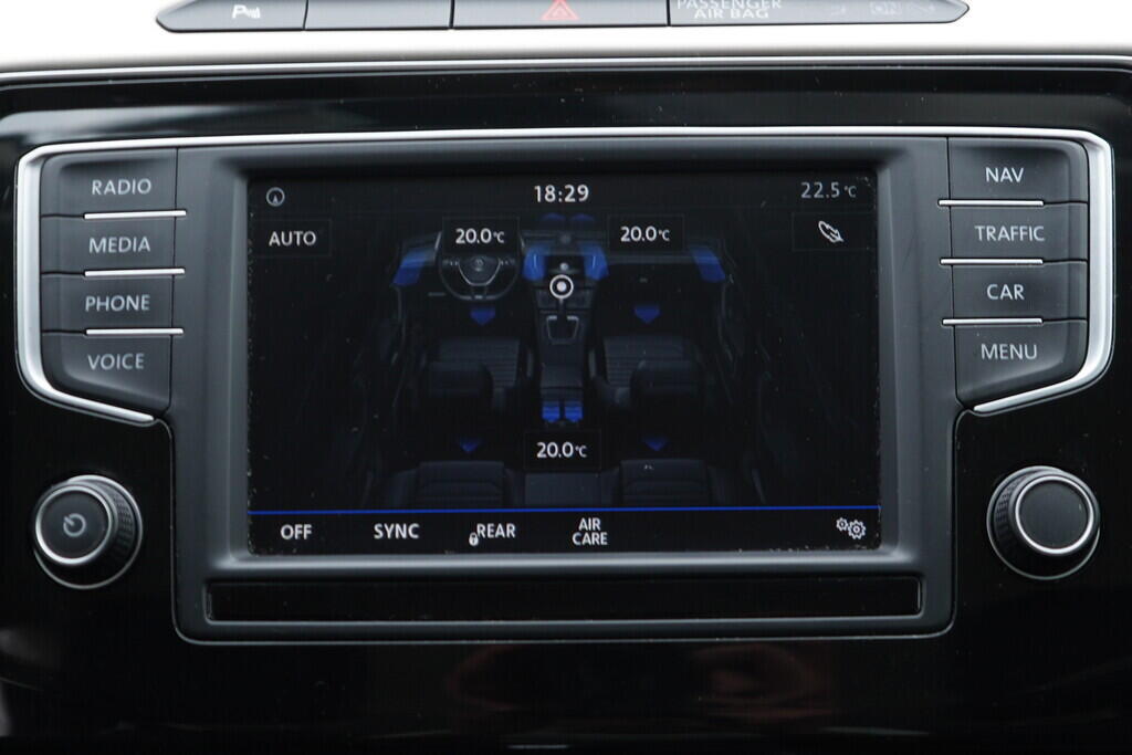 OV190V08522_32.webp_PASSAT VARIANT HIGHLINE 2.0 TDI 110 kW automat