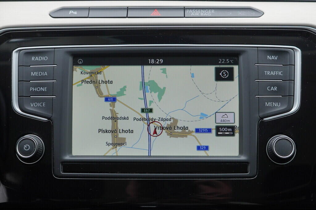 OV190V08522_33.webp_PASSAT VARIANT HIGHLINE 2.0 TDI 110 kW automat