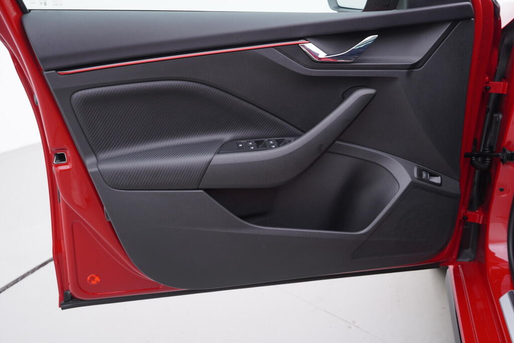 OV190V08524_19.webp_SCALA Monte Carlo 1.5 TSI 110 kW manuál, DPH