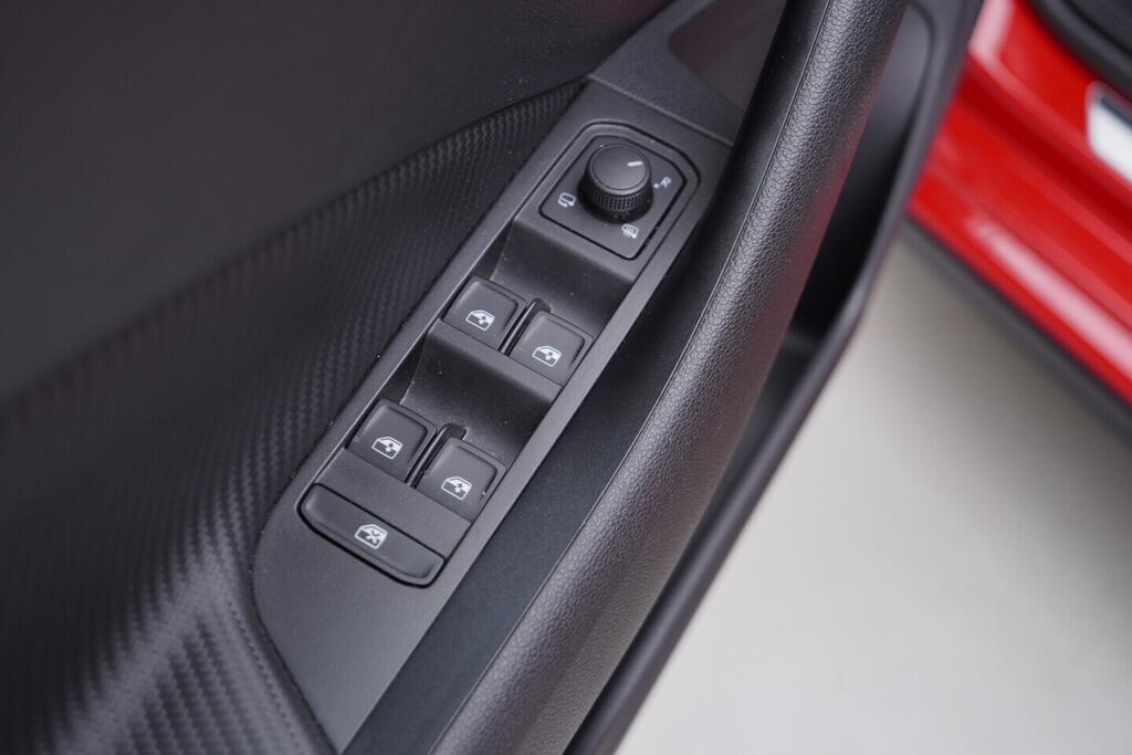 OV190V08524_20.webp_SCALA Monte Carlo 1.5 TSI 110 kW manuál, DPH