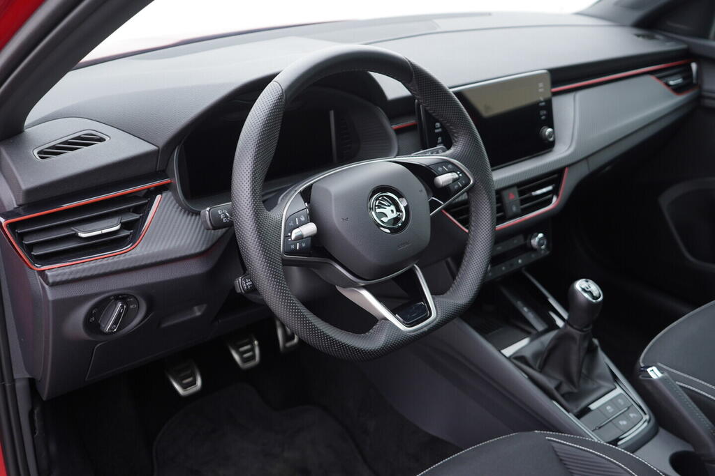 OV190V08524_21.webp_SCALA Monte Carlo 1.5 TSI 110 kW manuál, DPH