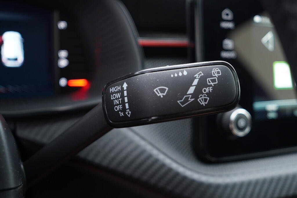 OV190V08524_25.webp_SCALA Monte Carlo 1.5 TSI 110 kW manuál, DPH