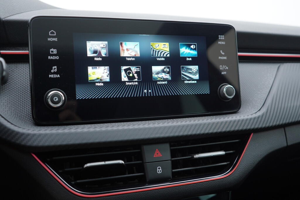 OV190V08524_28.webp_SCALA Monte Carlo 1.5 TSI 110 kW manuál, DPH