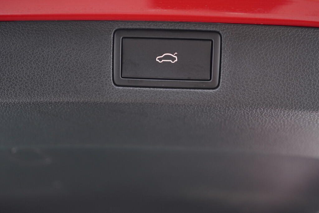 OV190V08524_37.webp_SCALA Monte Carlo 1.5 TSI 110 kW manuál, DPH