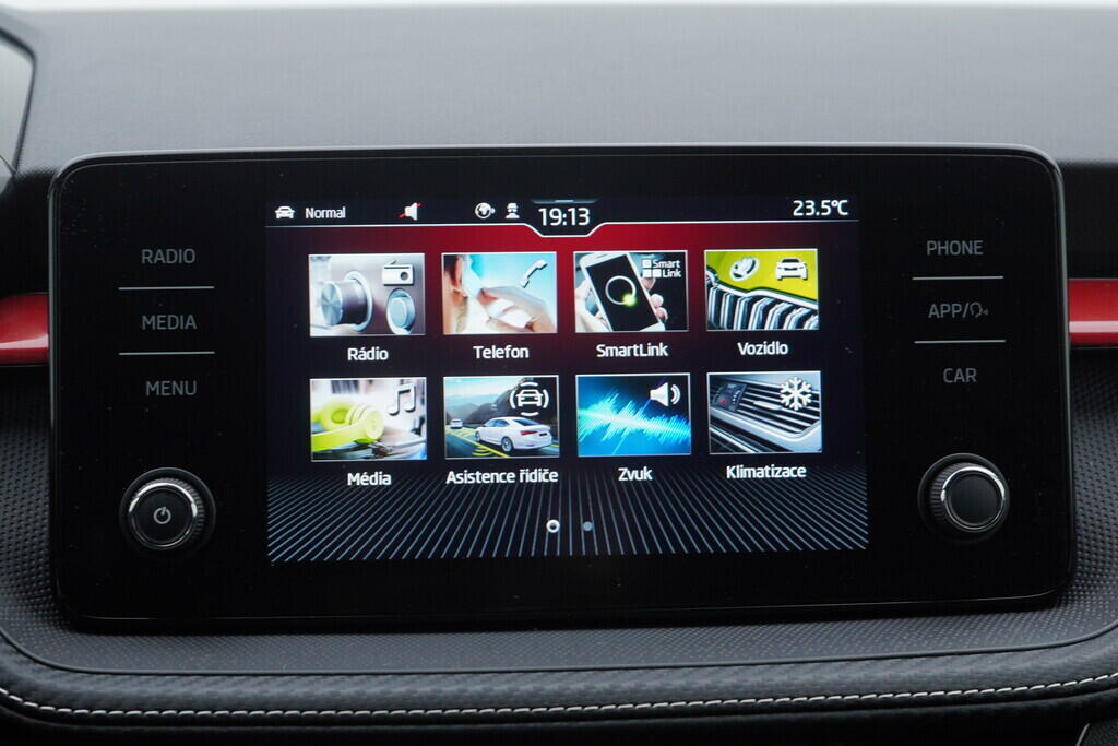 OV190V08525_26.webp_FABIA Monte Carlo 1.0 TSI 81 kW automat