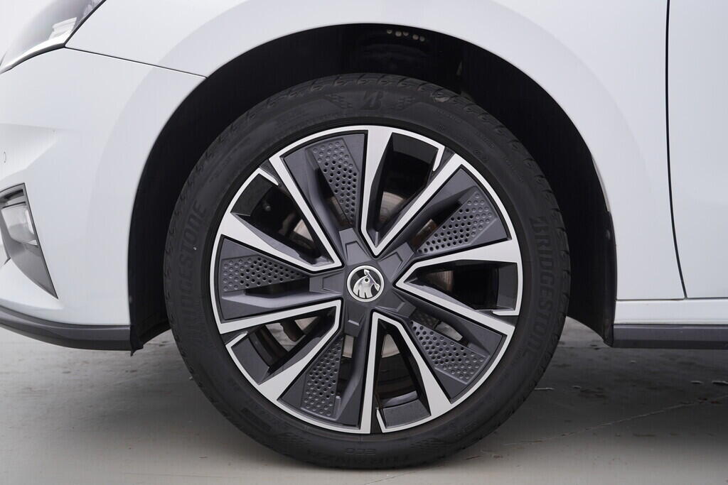 OV190V08525_37.webp_FABIA Monte Carlo 1.0 TSI 81 kW automat