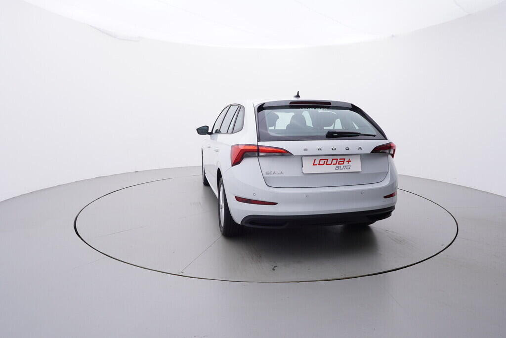 OV190V08528_13.webp_SCALA Ambition 1.0 TSI 81 kW manuál, DPH