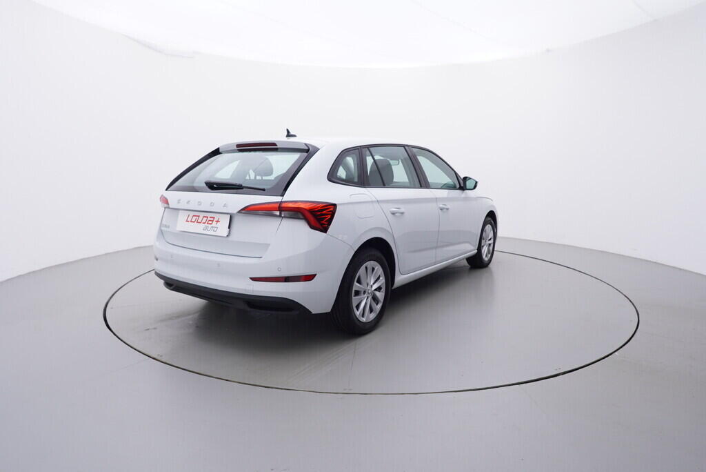 OV190V08528_14.webp_SCALA Ambition 1.0 TSI 81 kW manuál, DPH