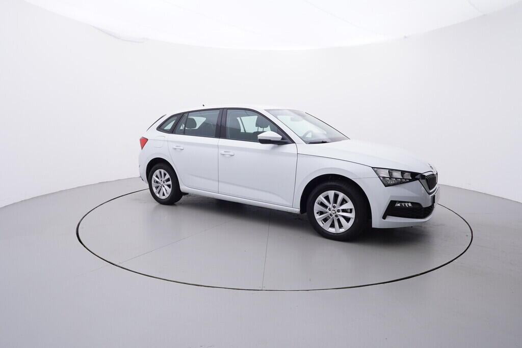 OV190V08528_16.webp_SCALA Ambition 1.0 TSI 81 kW manuál, DPH