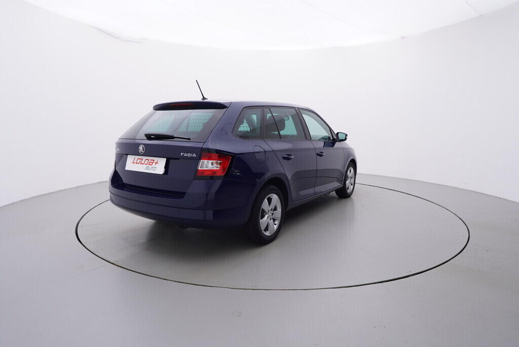 OV190V08546_14.webp_FABIA Style 1.0 MPI 55 kW manuál