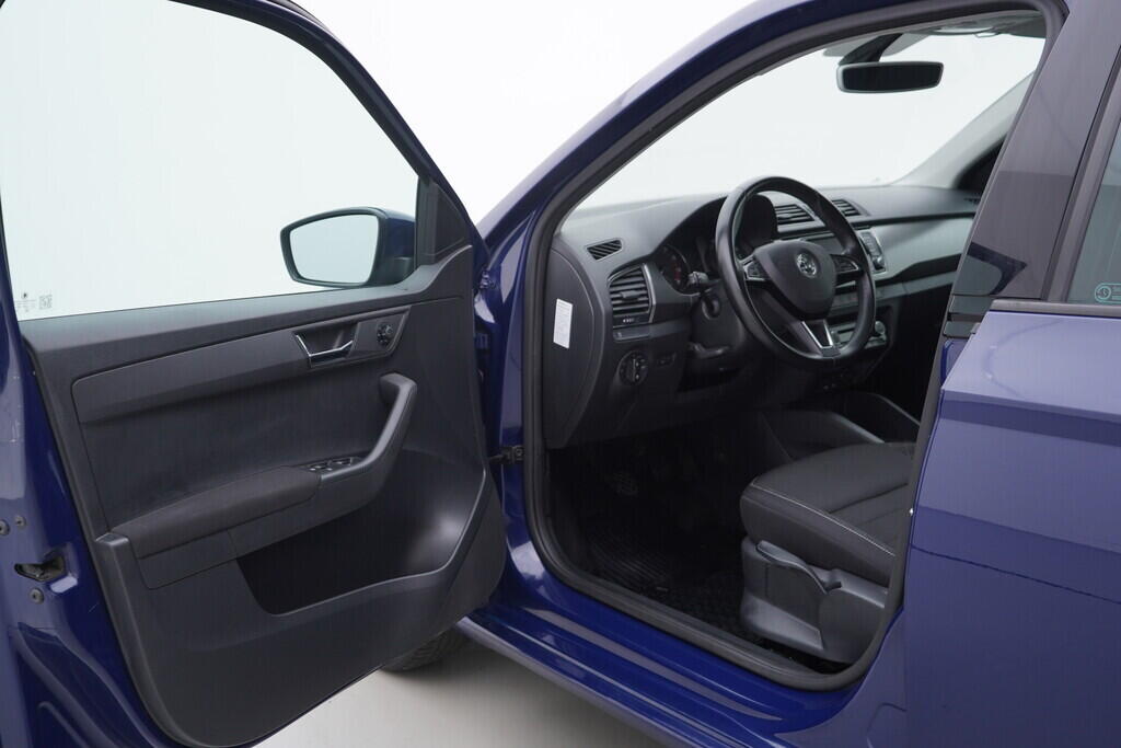 OV190V08546_18.webp_FABIA Style 1.0 MPI 55 kW manuál
