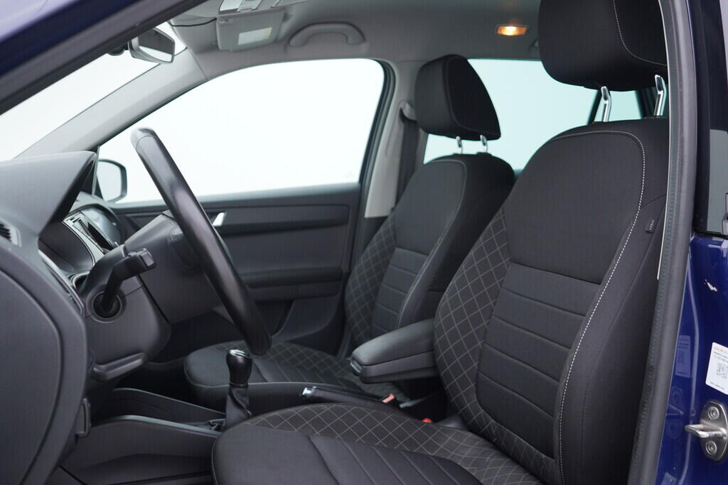 OV190V08546_22.webp_FABIA Style 1.0 MPI 55 kW manuál