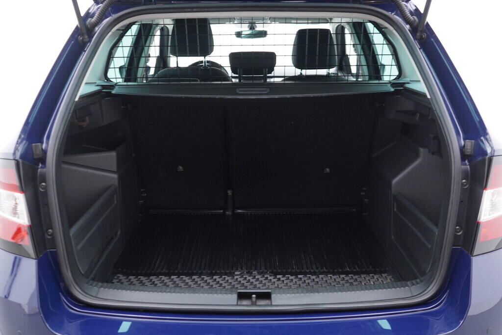 OV190V08546_34.webp_FABIA Style 1.0 MPI 55 kW manuál