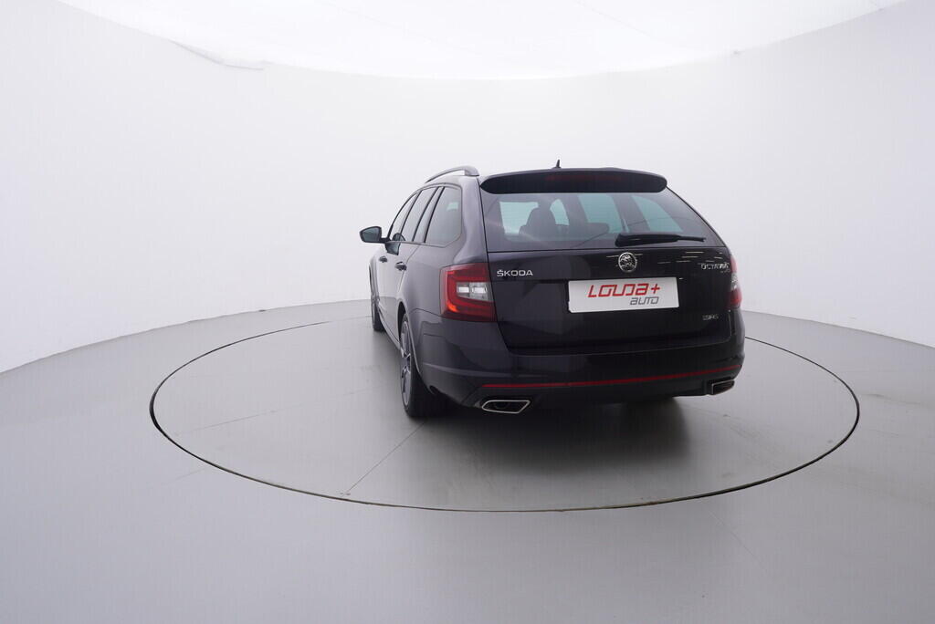 OV190V08553_13.webp_OCTAVIA RS 2.0 TSI 169 kW automat