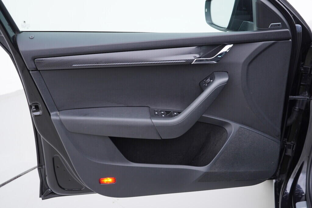 OV190V08553_19.webp_OCTAVIA RS 2.0 TSI 169 kW automat