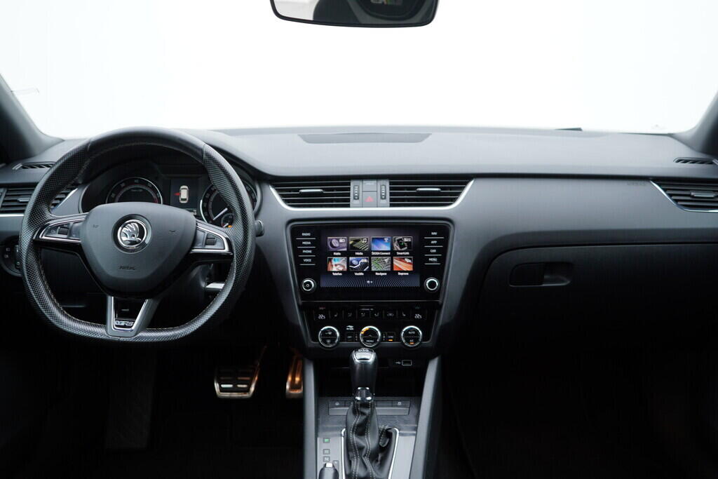 OV190V08553_27.webp_OCTAVIA RS 2.0 TSI 169 kW automat