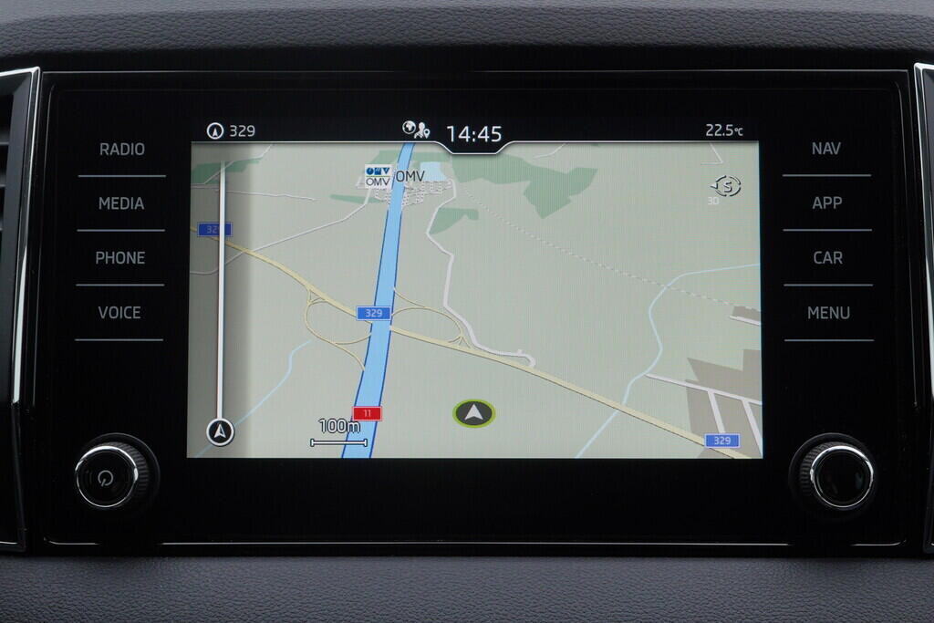OV190V08556_32.webp_KAROQ Style 2.0 TDI 110 kW automat, DPH