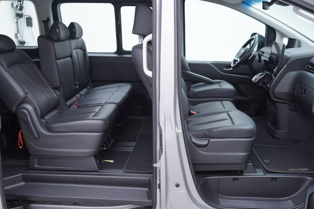 OV190V08558_35.webp_STARIA Style Premium 2.2 CR 130 kW automat, DPH