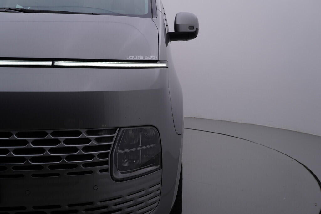 OV190V08558_42.webp_STARIA Style Premium 2.2 CR 130 kW automat, DPH