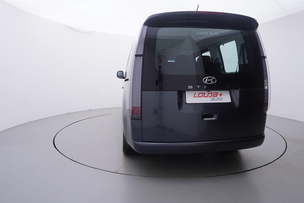 OV190V08559_13.webp_STARIA  2.2 CRDi 130 kW automat, DPH