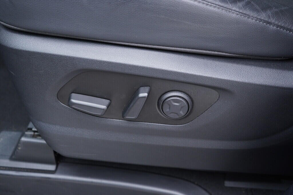 OV190V08559_21.webp_STARIA  2.2 CRDi 130 kW automat, DPH