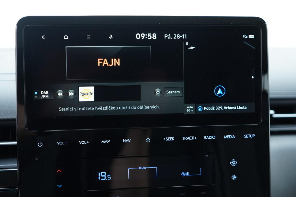 OV190V08559_28.webp_STARIA  2.2 CRDi 130 kW automat, DPH