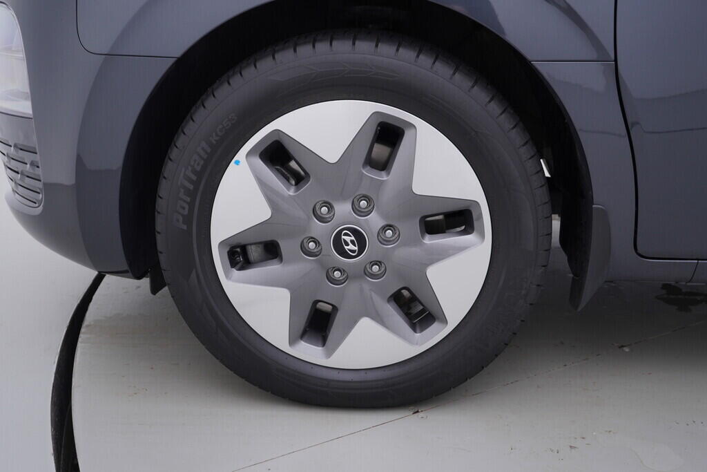 OV190V08559_45.webp_STARIA  2.2 CRDi 130 kW automat, DPH