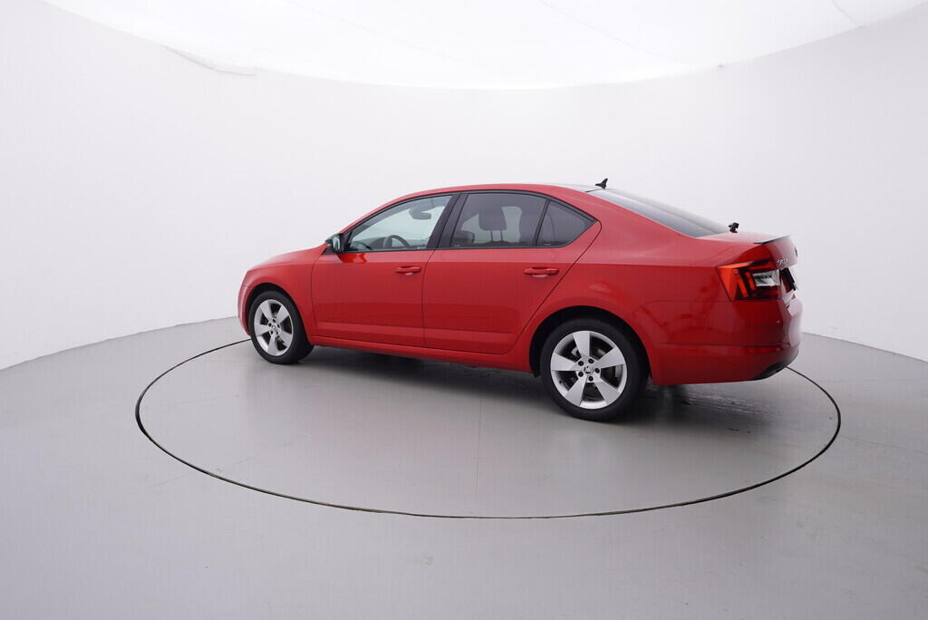 OV190V08566_13.webp_OCTAVIA Style 1.6 TDI 66 kW manuál