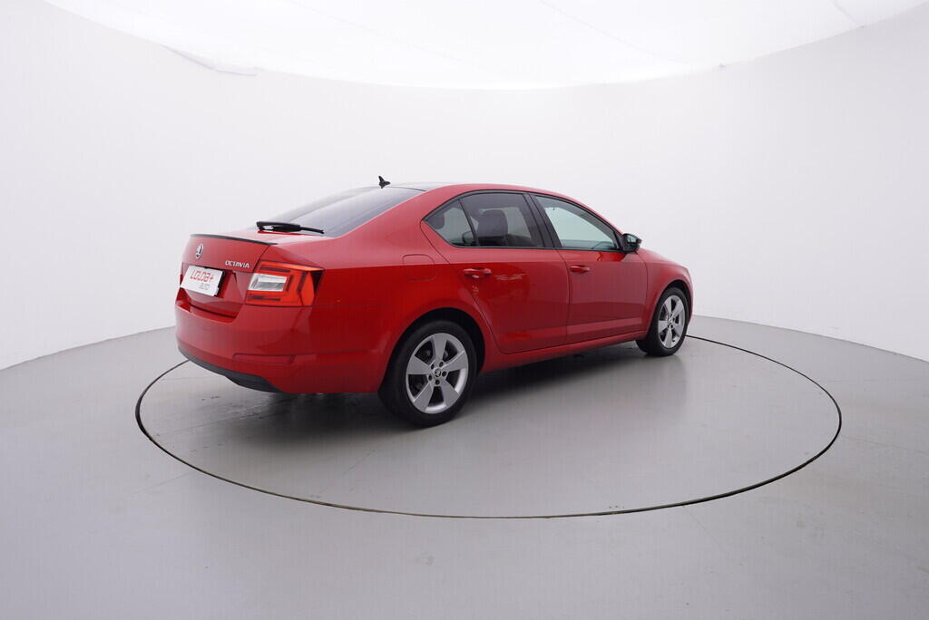 OV190V08566_14.webp_OCTAVIA Style 1.6 TDI 66 kW manuál
