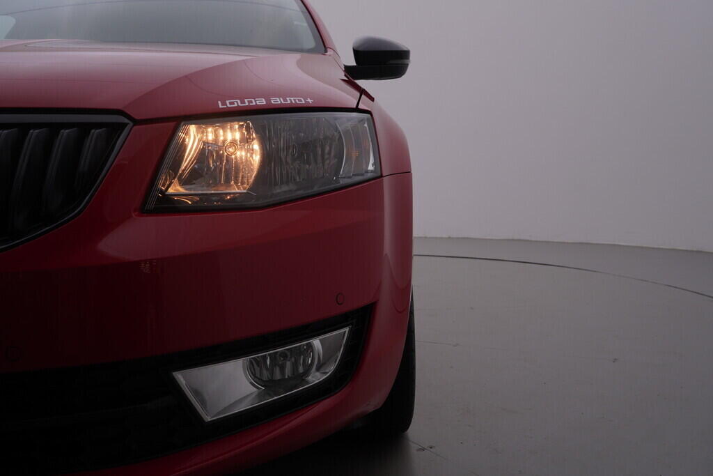 OV190V08566_40.webp_OCTAVIA Style 1.6 TDI 66 kW manuál