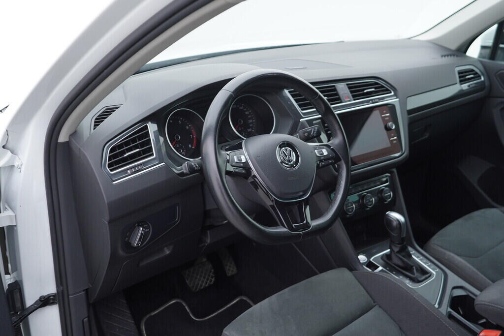 OV190V08569_22.webp_TIGUAN R-line 1.5 TSI 110 kW automat