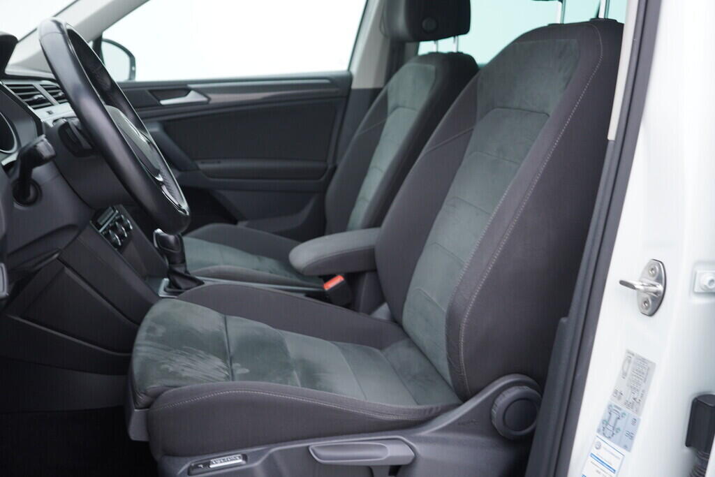 OV190V08569_23.webp_TIGUAN R-line 1.5 TSI 110 kW automat