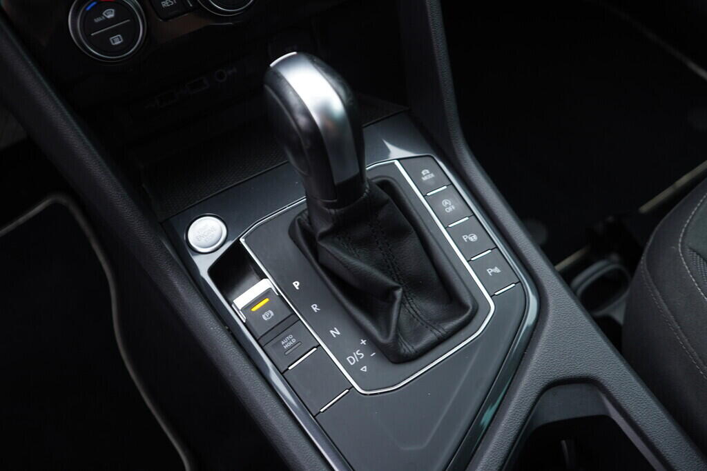 OV190V08569_33.webp_TIGUAN R-line 1.5 TSI 110 kW automat