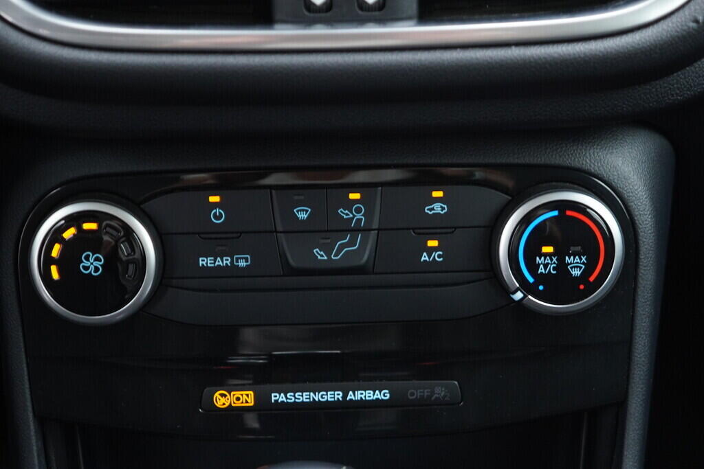 OV190V08583_31.webp_PUMA Titanium 1.0 EcoBoost 92 kW automat, DPH