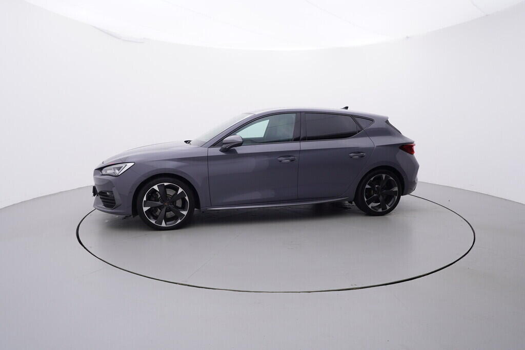OV190V08586_11.webp_LEON ST 2.0 TSI 180 kW automat