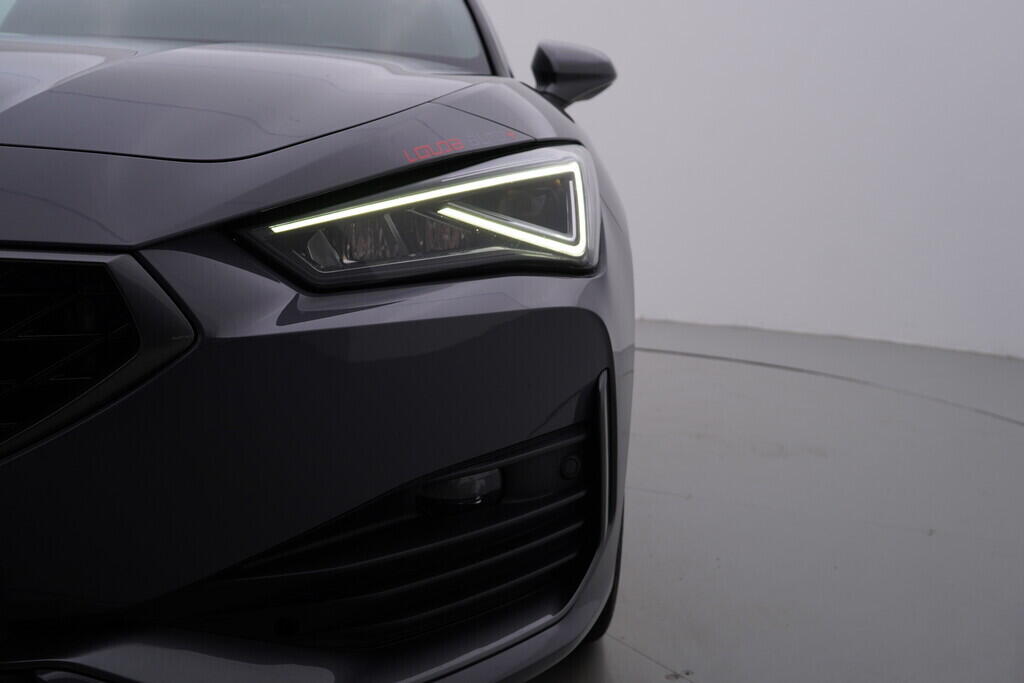 OV190V08586_40.webp_LEON ST 2.0 TSI 180 kW automat