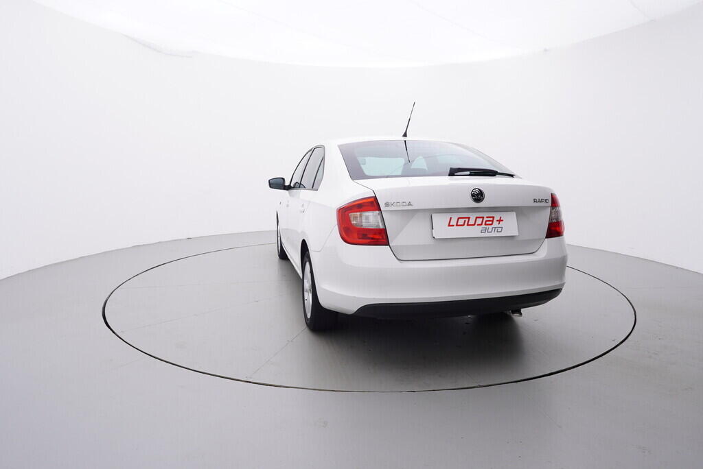 OV190V08588_13.webp_RAPID Elegance 1.2 TSI 77 kW manuál