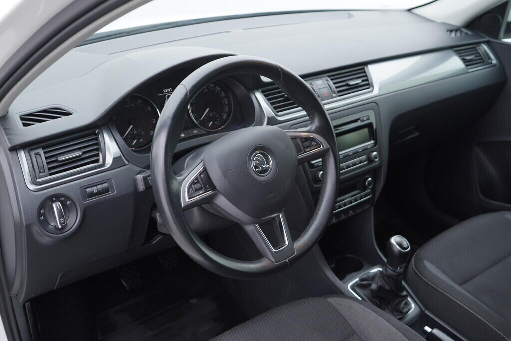 OV190V08588_22.webp_RAPID Elegance 1.2 TSI 77 kW manuál