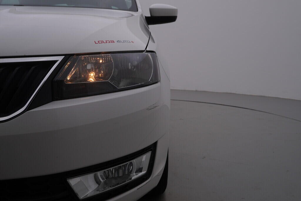 OV190V08588_37.webp_RAPID Elegance 1.2 TSI 77 kW manuál