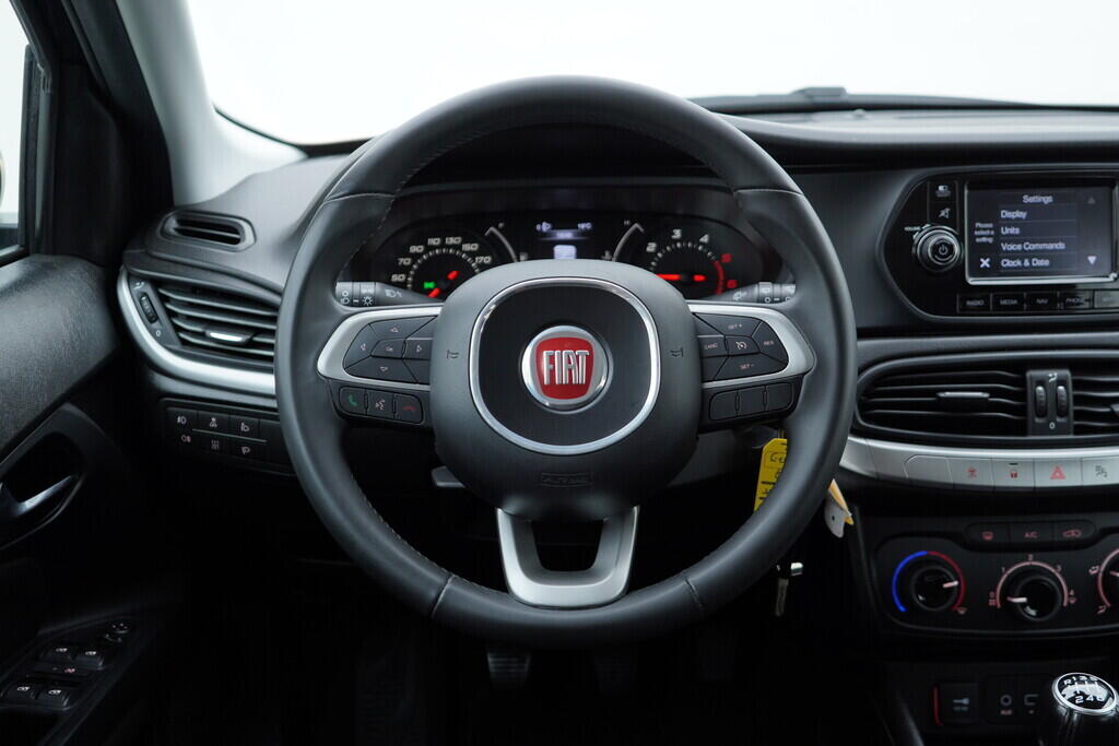 OV190V08590_26.webp_TIPO Easy 1.6  88 kW manuál
