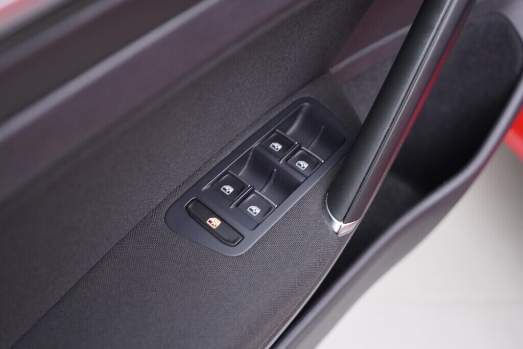 OV190V08591_20.webp_GOLF Highline 1.4 TSI 110 kW automat