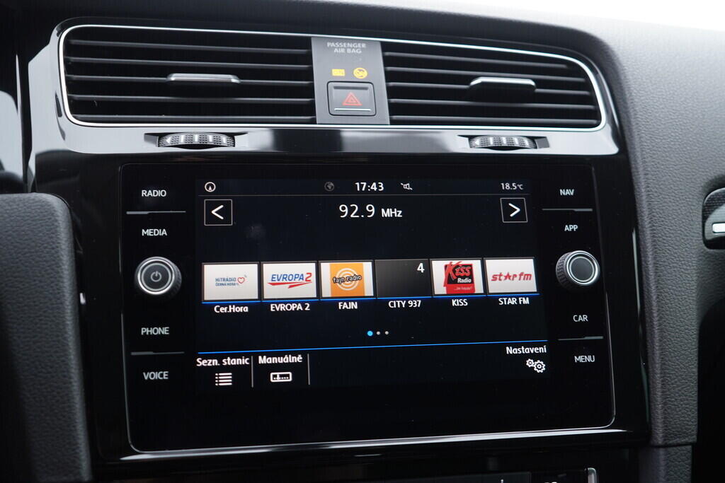 OV190V08591_29.webp_GOLF Highline 1.4 TSI 110 kW automat