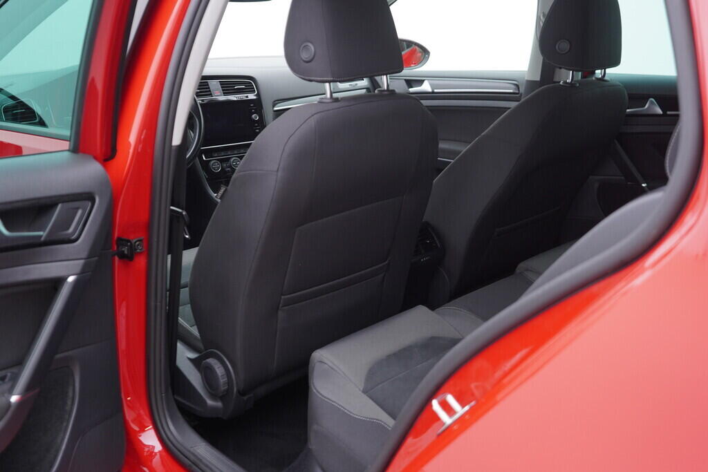OV190V08591_33.webp_GOLF Highline 1.4 TSI 110 kW automat