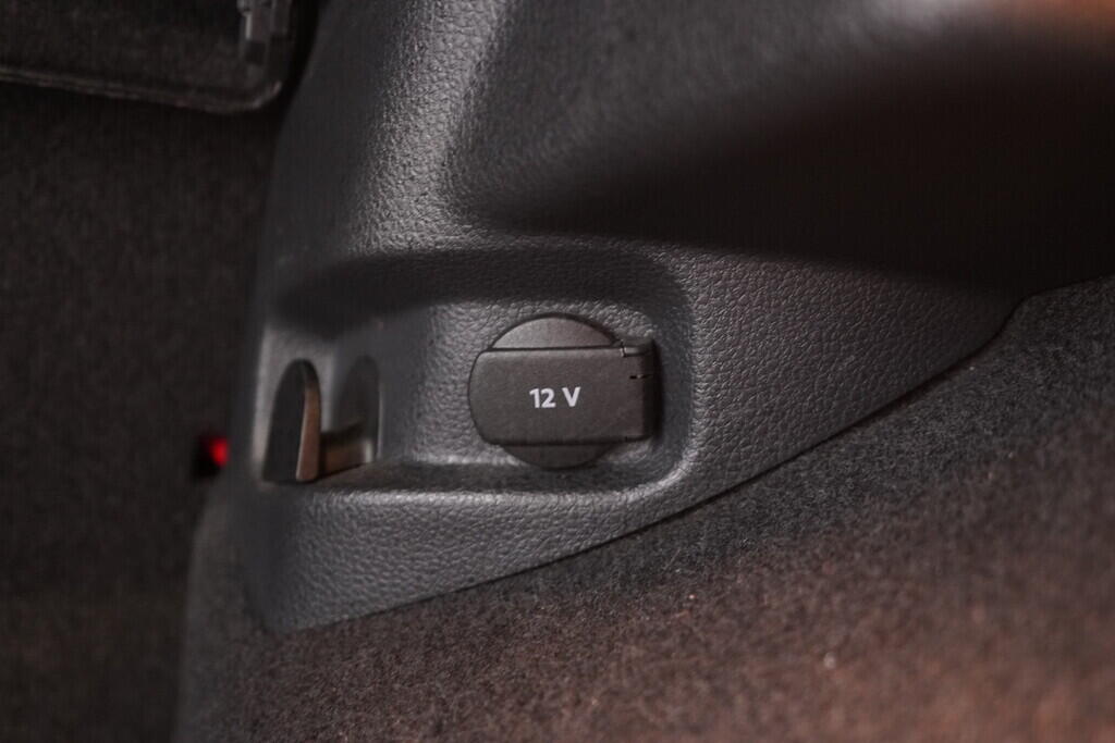 OV190V08591_37.webp_GOLF Highline 1.4 TSI 110 kW automat