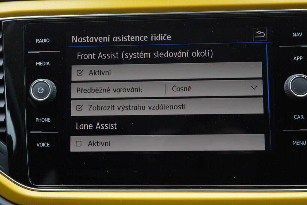 OV190V08592_29.webp_T-ROC Style 1.0 TSI 85 kW manuál