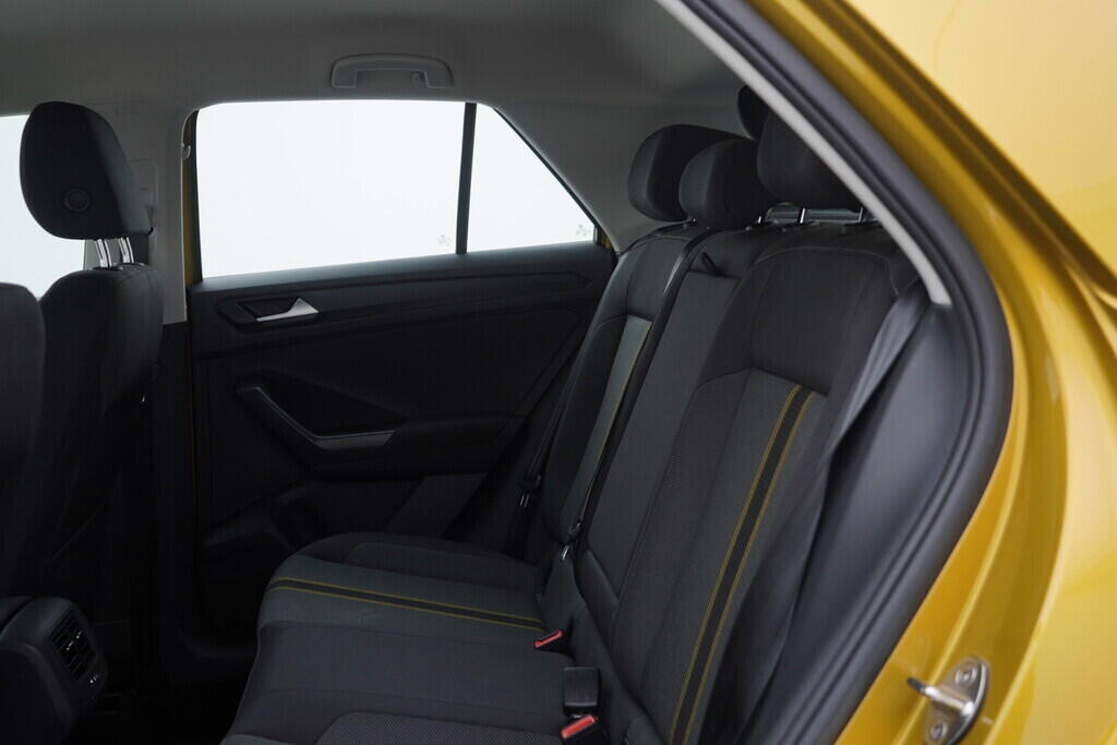 OV190V08592_37.webp_T-ROC Style 1.0 TSI 85 kW manuál