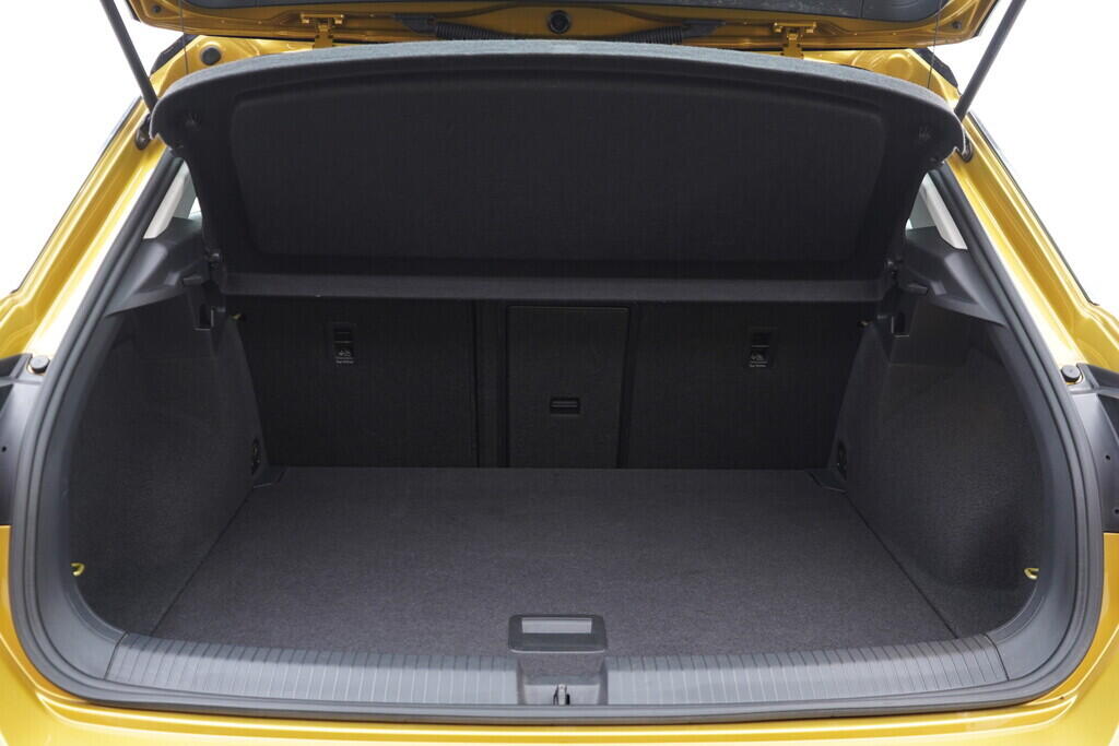 OV190V08592_38.webp_T-ROC Style 1.0 TSI 85 kW manuál